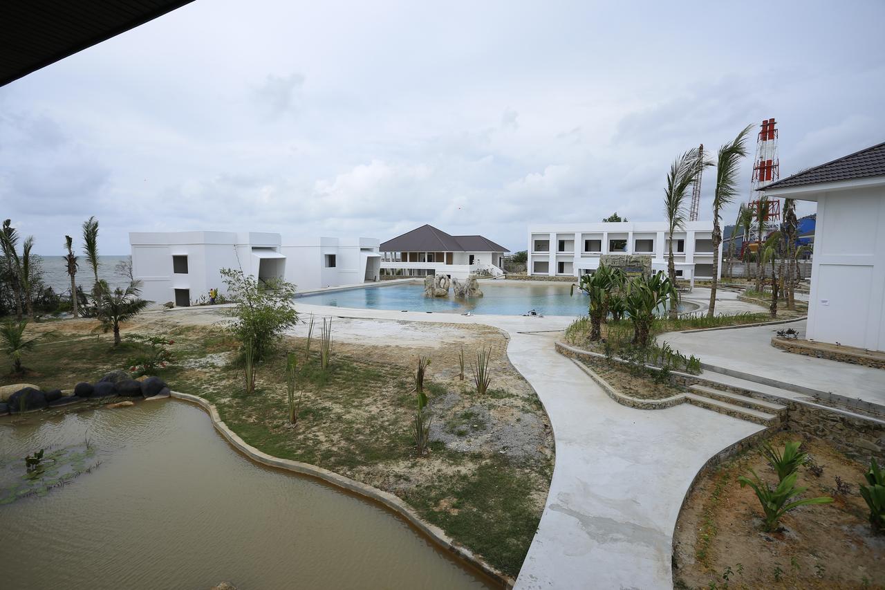 Kahyangan Resort Singkawang Exterior foto